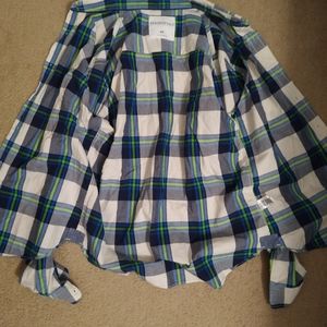 Aeropostale button up long sleeve shirt